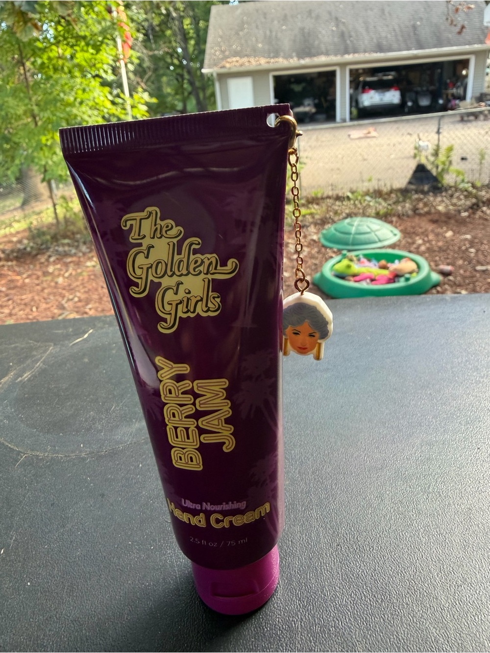 Dorothy- Golden Girls Berry Jam Hand Cream - Purple